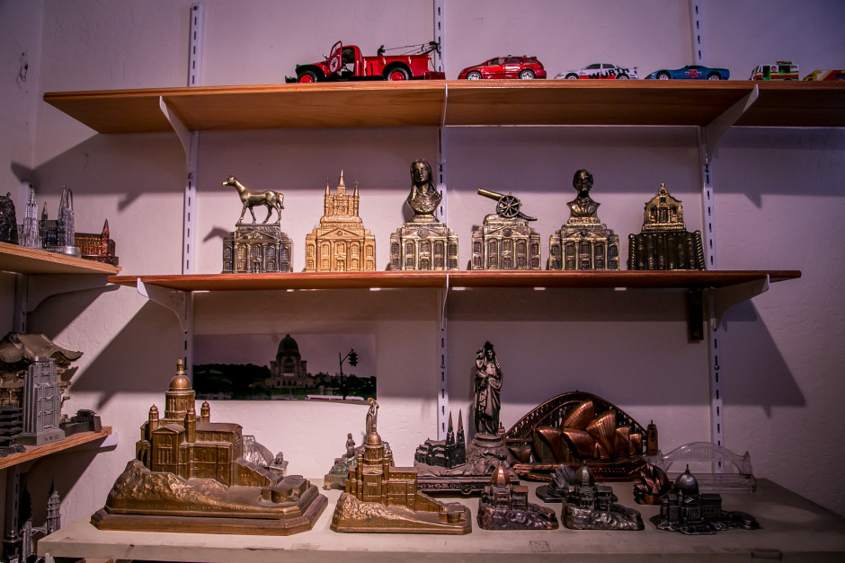 Quirky Berkeley Art Ratner’s Miniature Souvenir Buildings