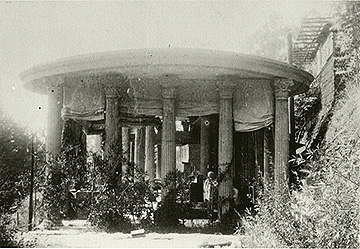 he original Temple of Wings (photo: Dimitri Shipounoff collection, BAHA archives)